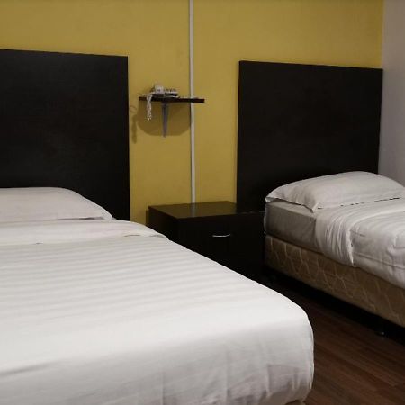 Sai Villa Hotel Near Klia & Klia2 Nilai Buitenkant foto
