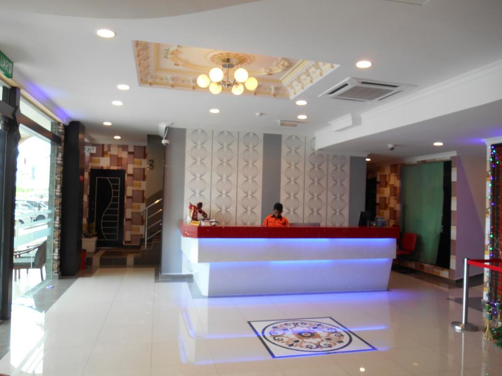 Sai Villa Hotel Near Klia & Klia2 Nilai Buitenkant foto